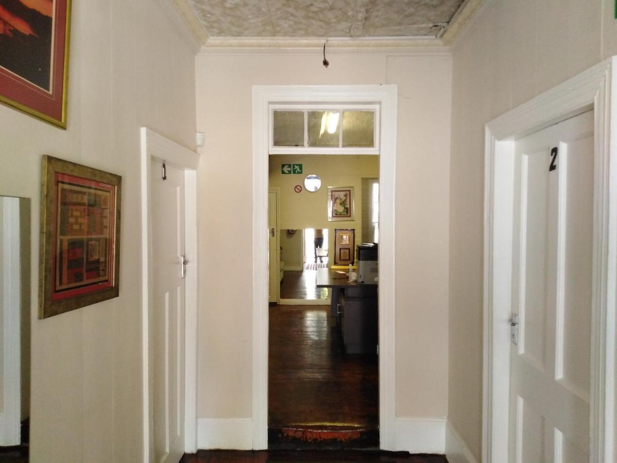 The Monument Guesthouse Порт-Элизабет Экстерьер фото